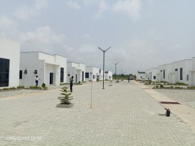 3 Bedroom Detached Bungalow with Bq, Alabeko, Pepperoni General Paint, Alasia, Ajah, Lagos, Detached Bungalow for Sale