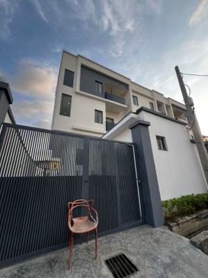 Well Built Finished 2 Storey, 4 Bedroom Duplex with Bq, Obanikoro, Shomolu, Lagos, Detached Duplex for Sale