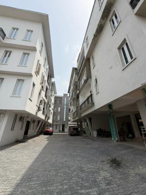 Modern Living in Lekki: 2-bedroom Apartment, Off Freedomway, Lekki, Lagos, Flat / Apartment for Rent