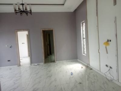 Well Maintained 2 Bedroom Apartment, Chevron, Lekki Expressway, Lekki, Lagos, Flat / Apartment for Rent