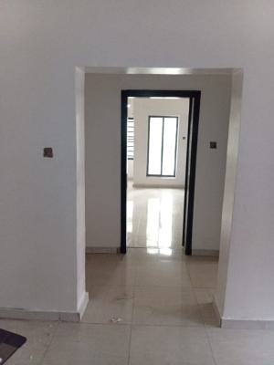 Upstairs 2bedroom Apartment, Chevron Alternative, Lekki, Lagos, Flat / Apartment for Rent