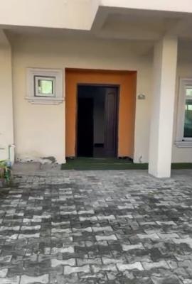 Elegant 4 Bedrooms Terrace Serviced Duplex House, Paradise 3 Estate Chevron Drive, Lekki, Lagos, Terraced Duplex for Rent