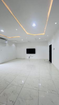 Tastefully Built 2bedroom Apartment, Lekki Phase 1, Lekki, Lagos, Flat / Apartment for Rent