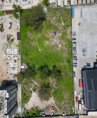 Waterfront 8000sqm Plot in a High-profile Area (dealing with Mandate), Victoria Island (vi), Lagos, Land for Sale