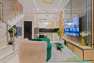 Luxury and Spacious 1 Bedroom Apartment, Lekki Phase 1, Lekki, Lagos, Flat / Apartment Short Let