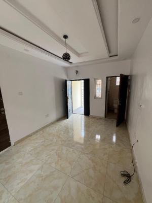 Standard N Massive Parlour Space in a Duplex Shared Apt, Mobile Road Ajah Ilaje, Ilaje, Ajah, Lagos, Self Contain (single Rooms) for Rent