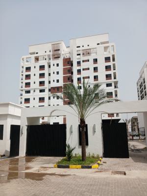 Tastefully Finished and Serviced with 24/7 Power Suppy 3 Bedroom En-su, Lekki Phase 1, Lekki, Lagos, Flat / Apartment for Rent