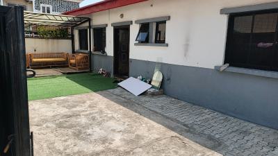 Self Compound Bq 3bed Flat Off Admiralty Way Lekki One, at Chief Albert with Clean Water, Lekki Phase 1, Lekki, Lagos, Flat / Apartment for Rent