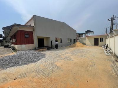 1000sqm Warehouse with 4rooms Office and 3rooms Bq at Lekki Phase 1, Lekki Phase 1, Lekki, Lagos, Warehouse for Rent