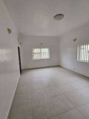 2 Bedroom Flat with Bq in a Secured Area, Ikoyi, Lagos, Flat / Apartment for Rent