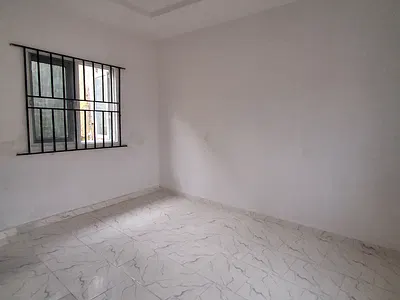 Newly Built Mini Flat, Upstairs, in an Estate