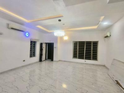 Sharp and Clean Renovated Plus a B Q, Osapa, Lekki, Lagos, Semi-detached Duplex for Rent