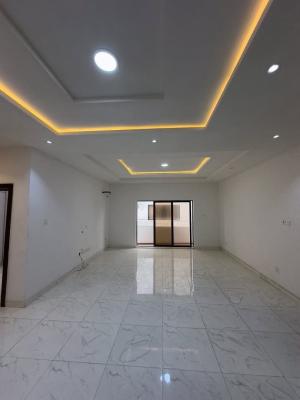 3 Bedroom Apartment with En-suite Rooms & Elevator, 3 Bedroom for Rent, Lekki Phase 1, Lekki, Lagos, Flat / Apartment for Rent
