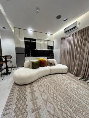 Luxury Vintage 1 Bedroom Apartment with Ps5, Pool & Balcony, Lekki, Lagos, Flat / Apartment Short Let