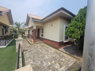 Clean and Sharp 4bwd Bungalow Duplex in Northern Foreshore, Northern Foreshore Off Chevron Drive, Lekki Phase 1, Lekki, Lagos, Detached Bungalow for Rent