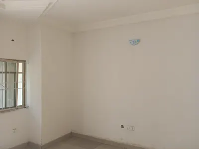 Decent Newly Renovated Mini Flat in a Call in Estate