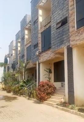 4 Bedroom Terrace Duplex with Bq in Guzape, Guzape District, Abuja, Terraced Duplex for Sale