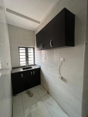 Specious 2 Bedroom Apartment, Orchid Road, Lekki, Lagos, Flat / Apartment for Rent