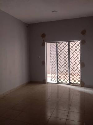 Spacious Plaza Shop, 3rd Avenue, Gwarinpa, Abuja, Shop for Rent
