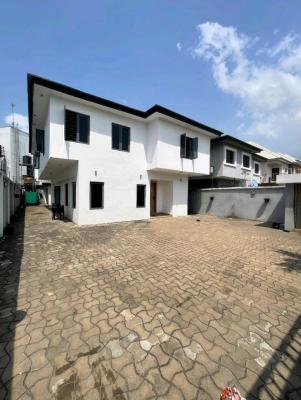 This Is a Lovely 5bedroom Detached with 2bq and Gate House, Lekki Phase 1, Lekki, Lagos, Detached Duplex for Rent
