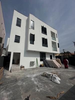 Serviced 3 Bedroom Apartment with Bq, Lekki Phase 1, Lekki, Lagos, Flat / Apartment for Rent