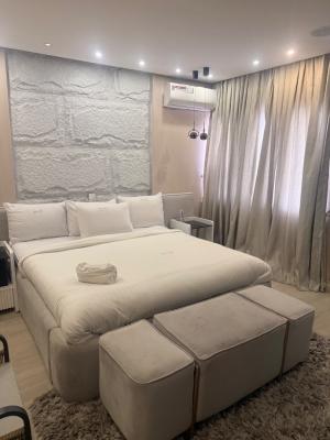 3 Bedroom Apartment, Gerrard Road, Ikoyi, Lagos, Flat / Apartment Short Let
