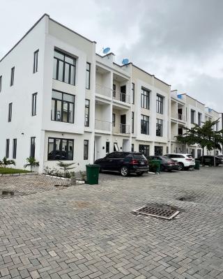 4 Bedroom Terrace Duplex with Bq, Acs & Inverter, Ikate, Lekki, Lagos, Terraced Duplex for Rent