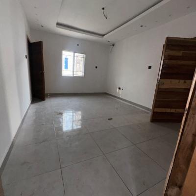Specious 2 Bedroom Apartment, Ologolo, Lekki, Lagos, Flat / Apartment for Rent
