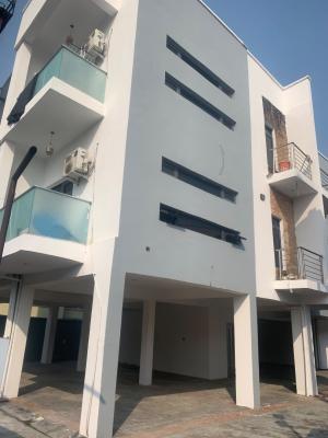 Luxury 2bedroom Apartment, Conservation Road Second Tollgate Eleganza Bus Stop, Lekki Phase 2, Lekki, Lagos, Flat / Apartment for Rent