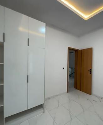 Semi Masters Bedroom Inside a Shared Duplex{ Video}, Royal Pine Estate Gate 3 Orchid Road, Lekki, Lagos, Self Contain (single Rooms) for Rent