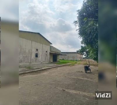 23 Acres ( 9.4 Hectares ) of Land with 5 Bay Warehouse and Facilities, Industrial Area, Amuwo Odofin, Lagos, Warehouse for Sale