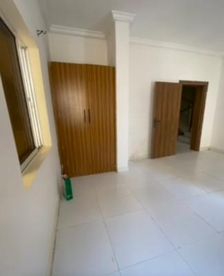 Very Spacious Self Contain Room, Royal Pine Estate Lekki Conservstion Orchid Road, Lekki Phase 2, Lekki, Lagos, Self Contain (single Rooms) for Rent
