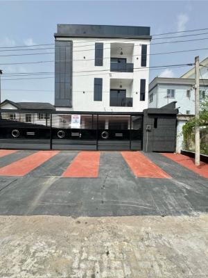 Classy 3 Bedroom Apartment Fully Fitted, Lekki Phase 1, Lekki, Lagos, Flat / Apartment for Sale