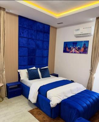 an Ensuite & Colorful Apartment, Off Admiralty Way, Lekki Phase 1, Lekki, Lagos, Self Contain (single Rooms) Short Let