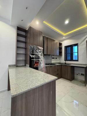 Well Finished 2 Bedroom Apartment with a Bq, Ilasan Ikate, Lekki, Lagos, Flat / Apartment for Sale