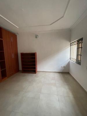 Studio Apartment Upstairs, Bakare Estate/ Pinnock Beach Road, Lekki, Lagos, Self Contain (single Rooms) for Rent