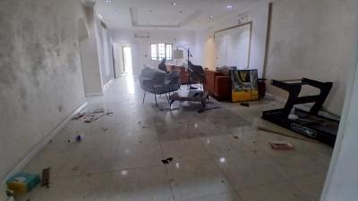 Building Consist of 8units of 3bedroom with Bq Each One Tenant, Right Hand Side, Lekki Phase 1, Lekki, Lagos, Flat / Apartment for Rent