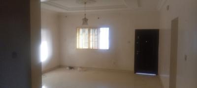 Spacious, Well Finished 3 Bedroom Flat with Guest Toilet, Kaura, Abuja, Flat / Apartment for Rent