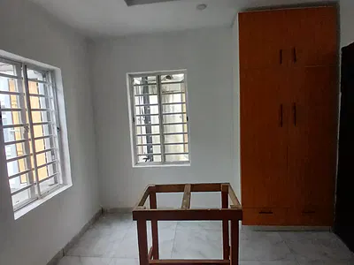 1 Room Shared Kitchen Apartment — Lekki, Lagos