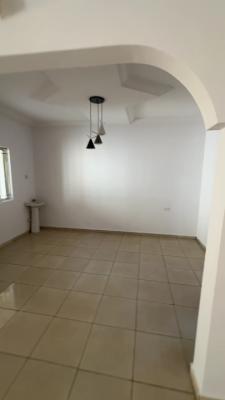 Massive 3 Bedrooms Flat Upstairs, Ocean Palm Estate, Sangotedo, Ajah, Lagos, Flat / Apartment for Rent