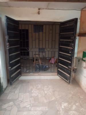 Selling Point Shop Available, Oremeji Junction Before Bankole Estate, Magboro, Ogun, Shop for Rent