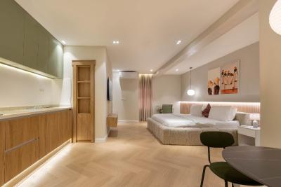 Luxury Studio Apartment with Gym, Off Admiralty Road, Lekki Phase 1, Lekki, Lagos, Flat / Apartment Short Let