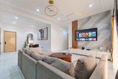 2 Bedroom Apartment City View, Lekki Phase 1, Lekki, Lagos, Flat / Apartment Short Let