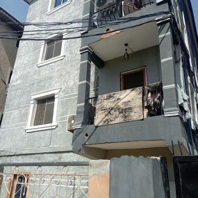 Newly Renovated 2 Bedroom Flat Upstairs, Off Akerele Road, Ogunlana, Surulere, Lagos, Flat / Apartment for Rent