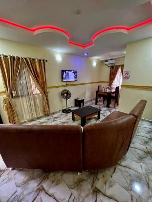 Nicely Furnished 2 Bedroom Apartment, Owerri Municipal, Imo, Flat / Apartment Short Let