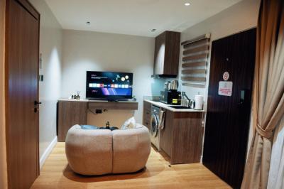 Nicely Furnished Studio Apartment, Wuse, Abuja, Flat / Apartment Short Let