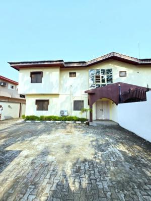 Spacious 2-bedroom Apartment Upstairs, Lekki Phase 1, Lekki, Lagos, Flat / Apartment for Rent