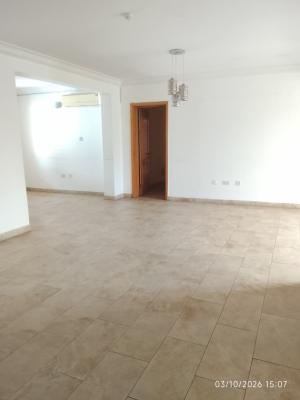 3 Bedroom Apartment on 3rd Floor with Bq, Elevator and Swimming Pool, Lekki Phase 1, Lekki, Lagos, Lekki Phase 1, Lekki, Lagos, House for Rent