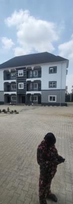Luxurious Massive 2 Bedroom Brand New, By Old Secteriate, Garki, Abuja, Flat / Apartment for Rent
