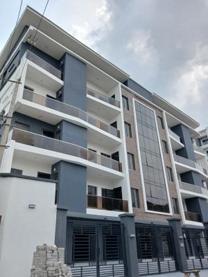 Tastefully Finished and Serviced 4 Bedroom En-suite Apartment with an, Lekki Phase 1, Lekki, Lagos, House for Rent